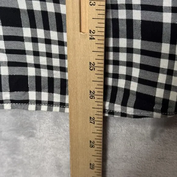 Talbots Shirt Womens Medium Black White Plaid Button Front Long Sleeve Cotton - Picture 10 of 10